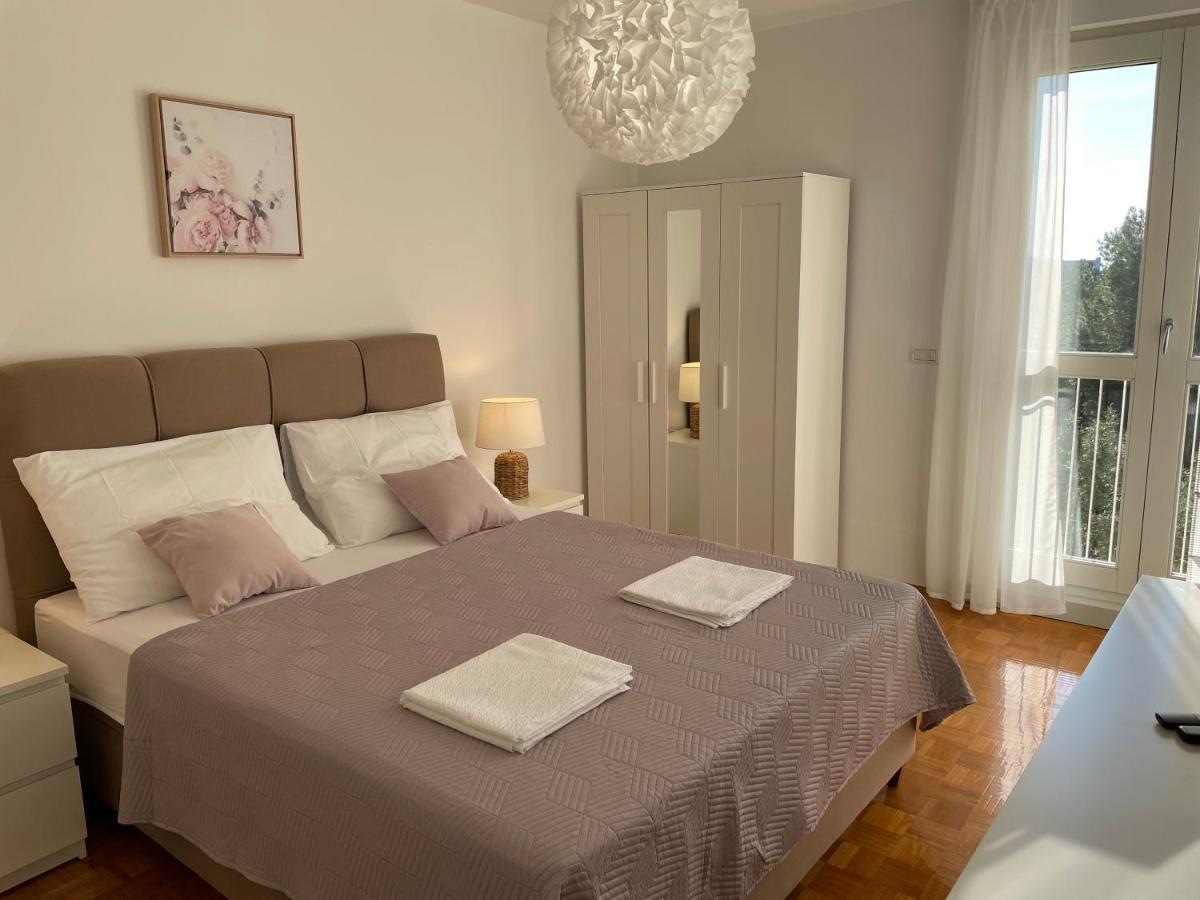 Apartment Bella Veruda In Pola Esterno foto