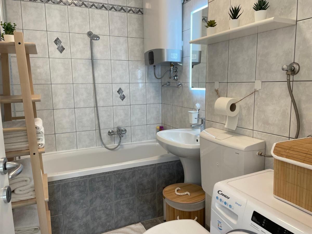 Apartment Bella Veruda In Pola Esterno foto